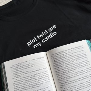 Remera - Buzo Plot Twist